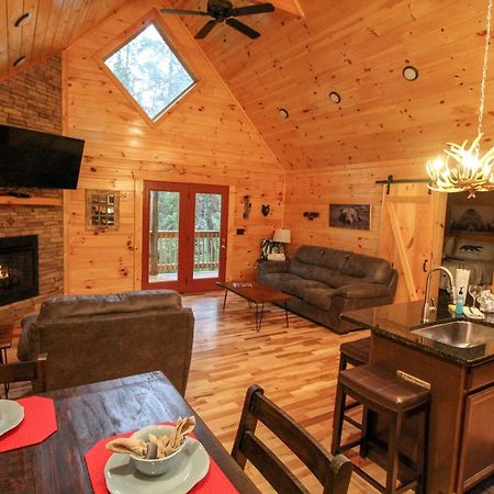 210 Cubs In The Treetops - Luxurious Cabin In Gatlinburg Luaran gambar